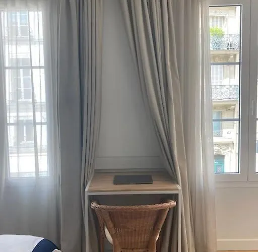 Studio Saint Germain Des Pres